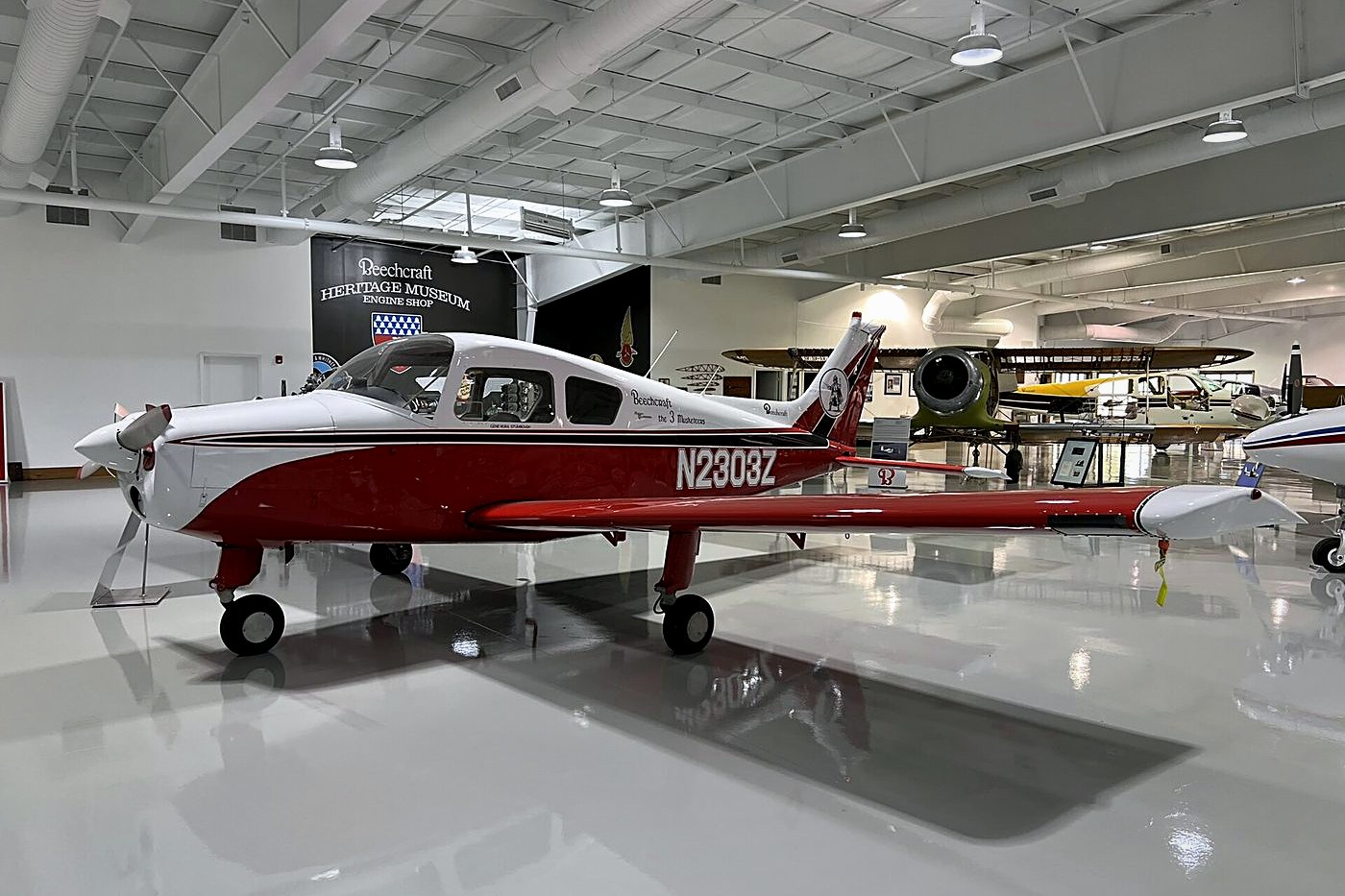 Beechcraft Musketeer 23