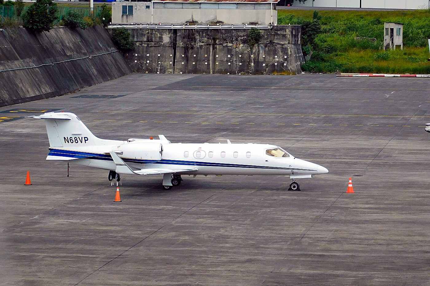 Bombardier Learjet 31A