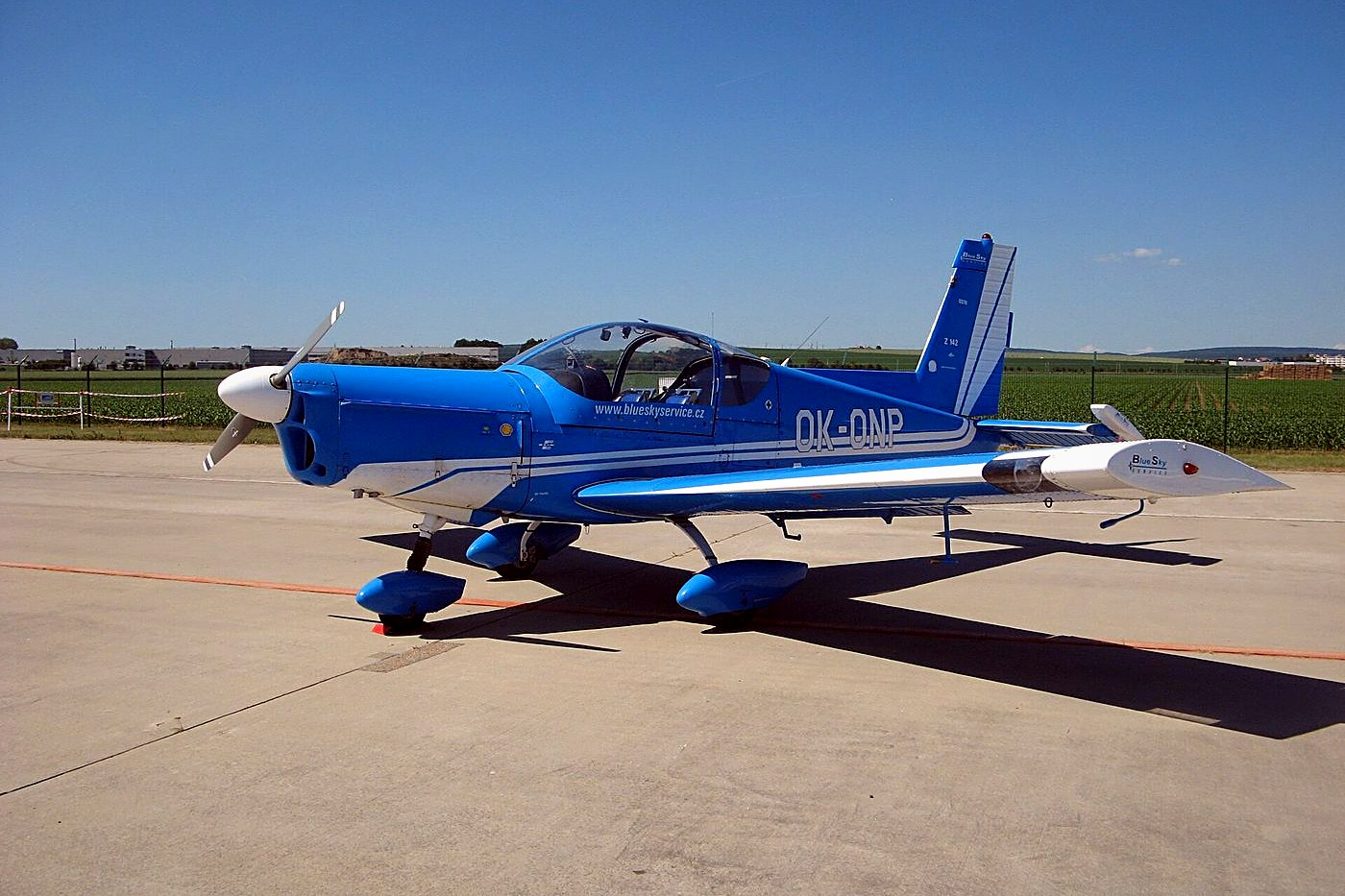 Zlin Z-142