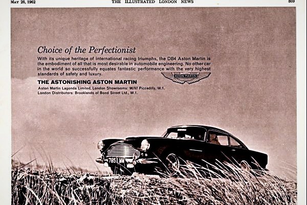 Aston Martin DB4