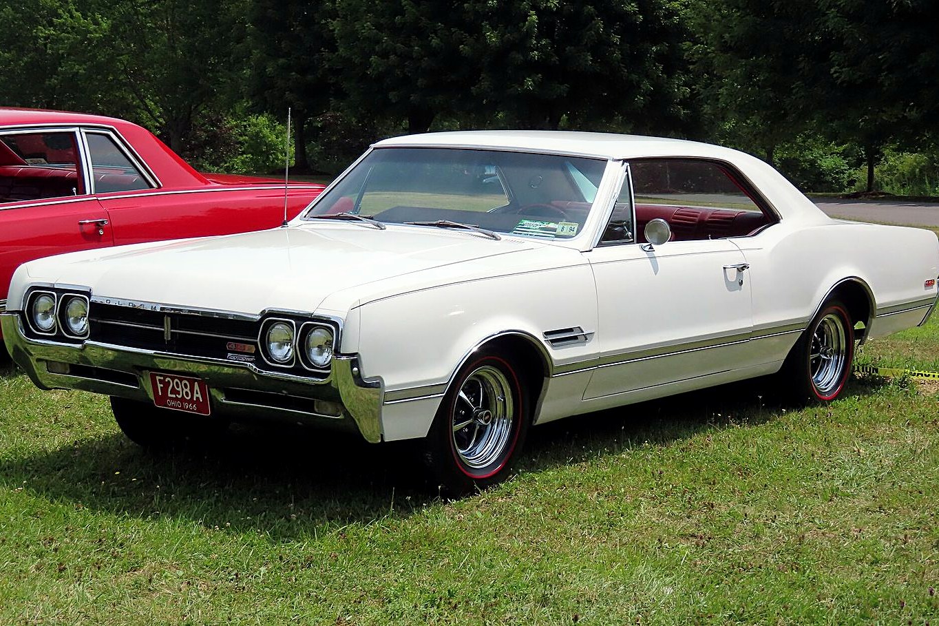 Oldsmobile 4-4-2