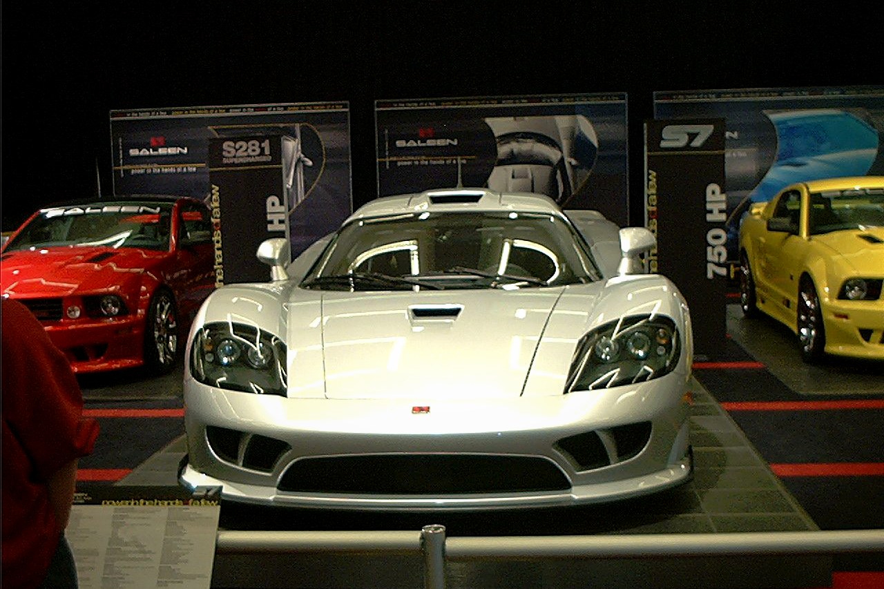 Saleen S7