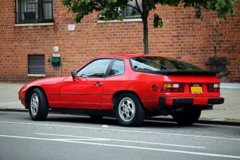 924