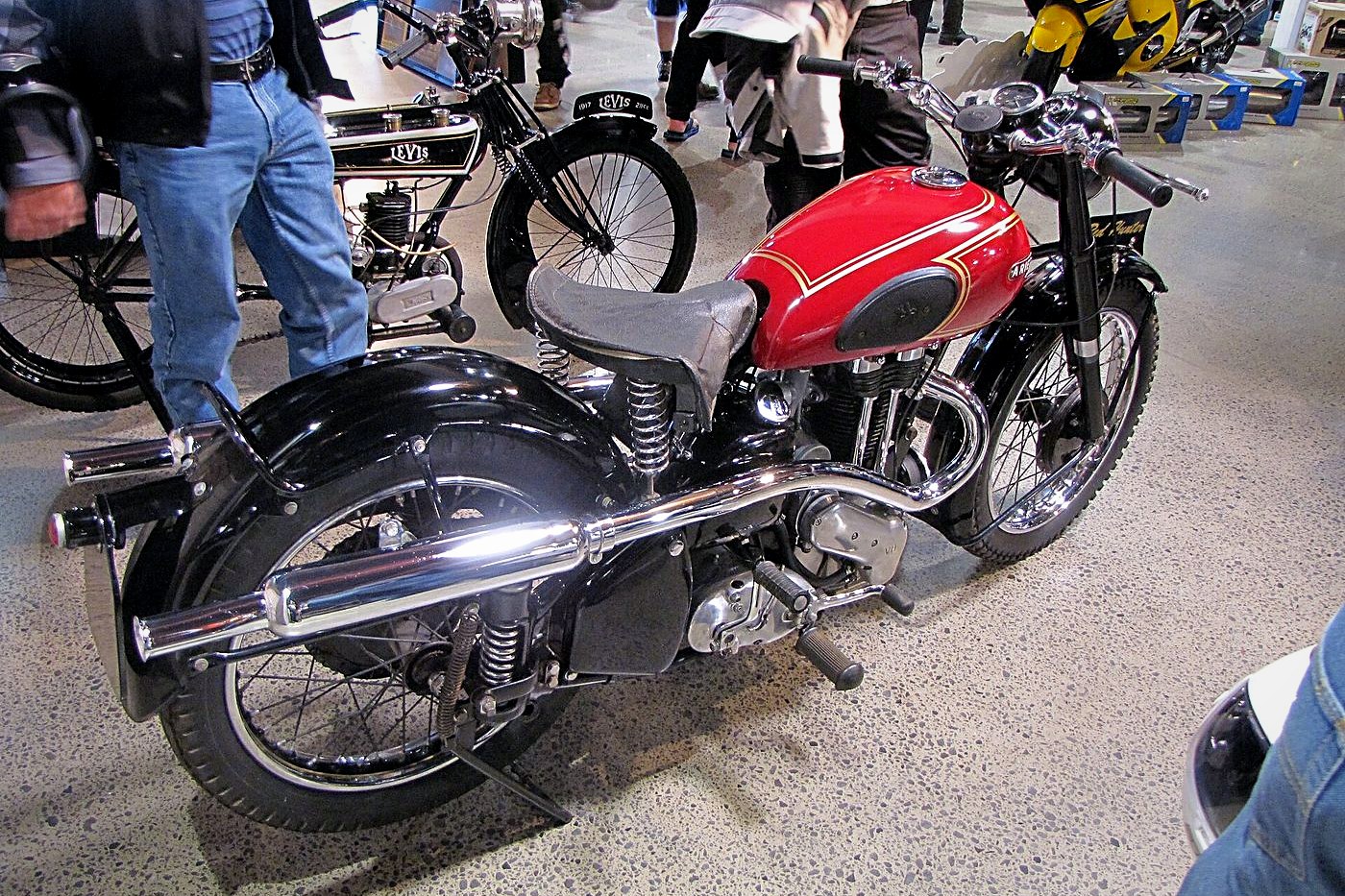 Ariel Red Hunter