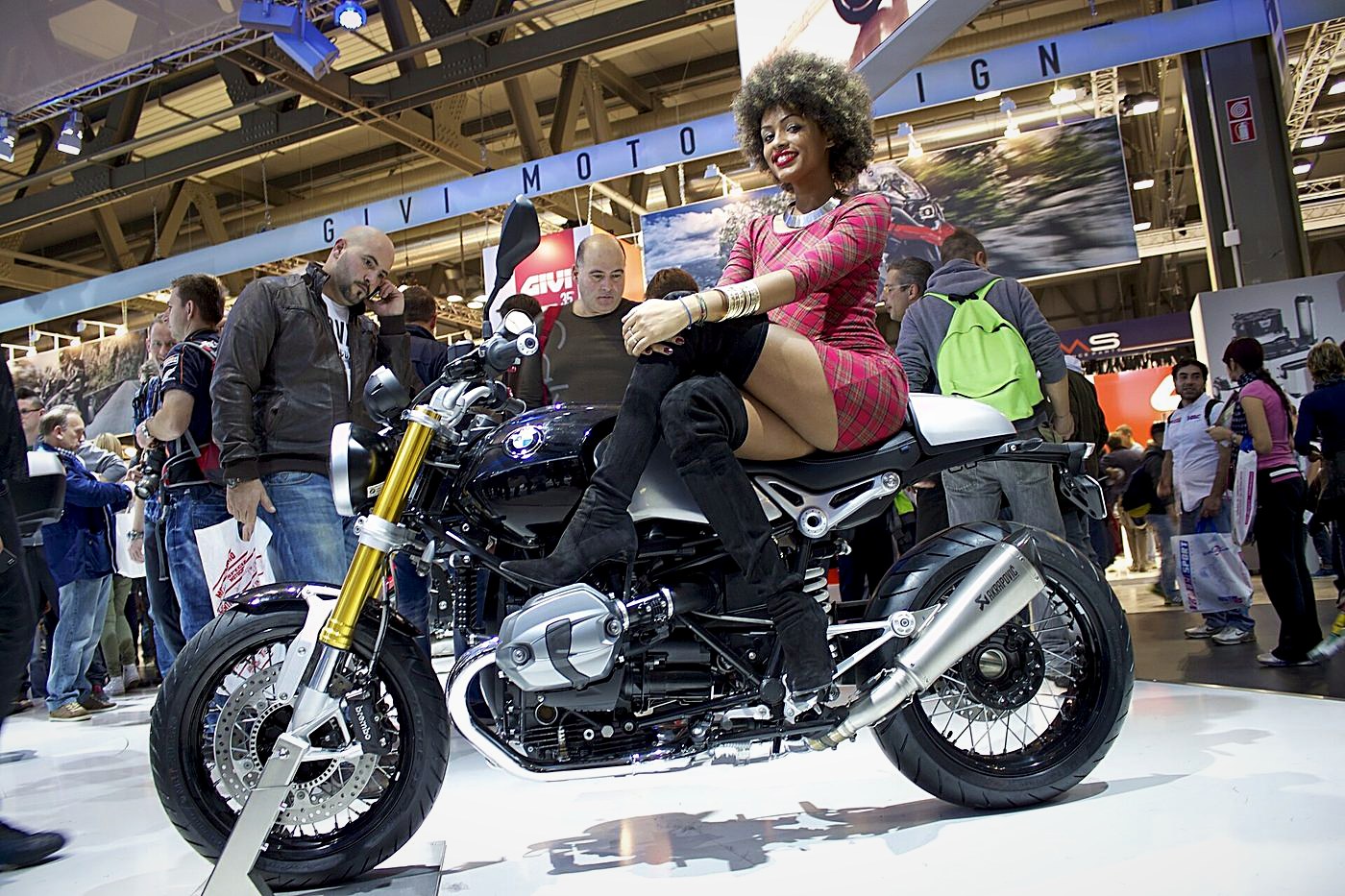 BMW R nineT