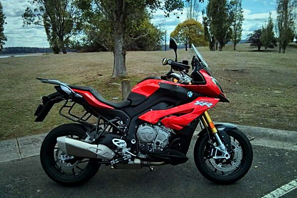 BMW S1000XR