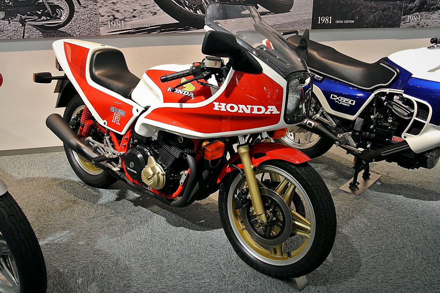 Honda CB1100R