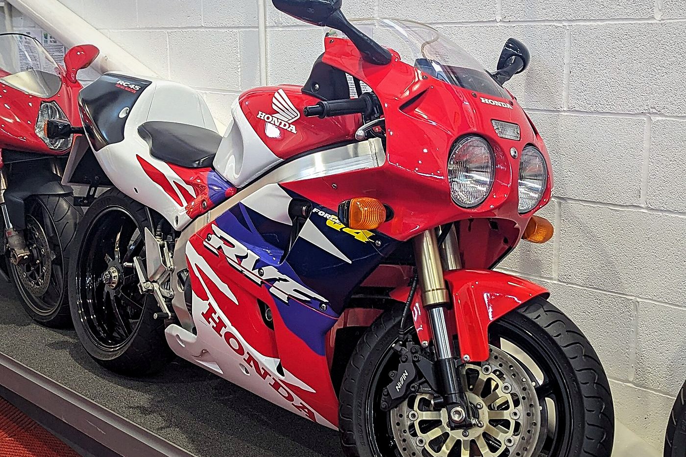 Honda RC45