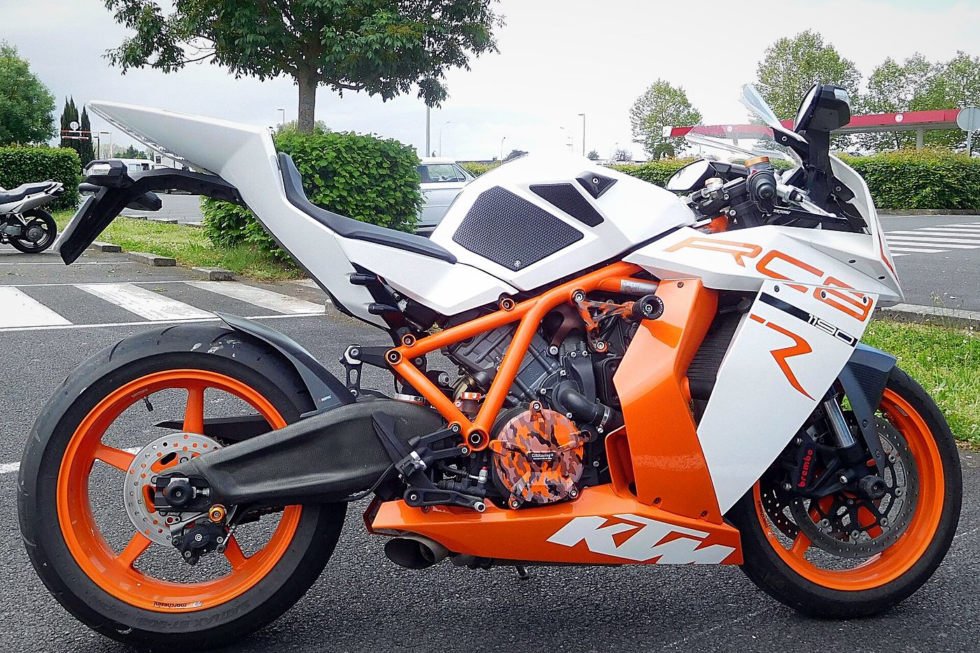 KTM RC8 R