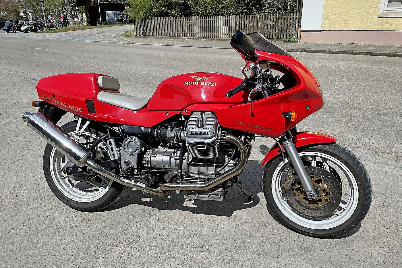 Moto Guzzi 1000 S