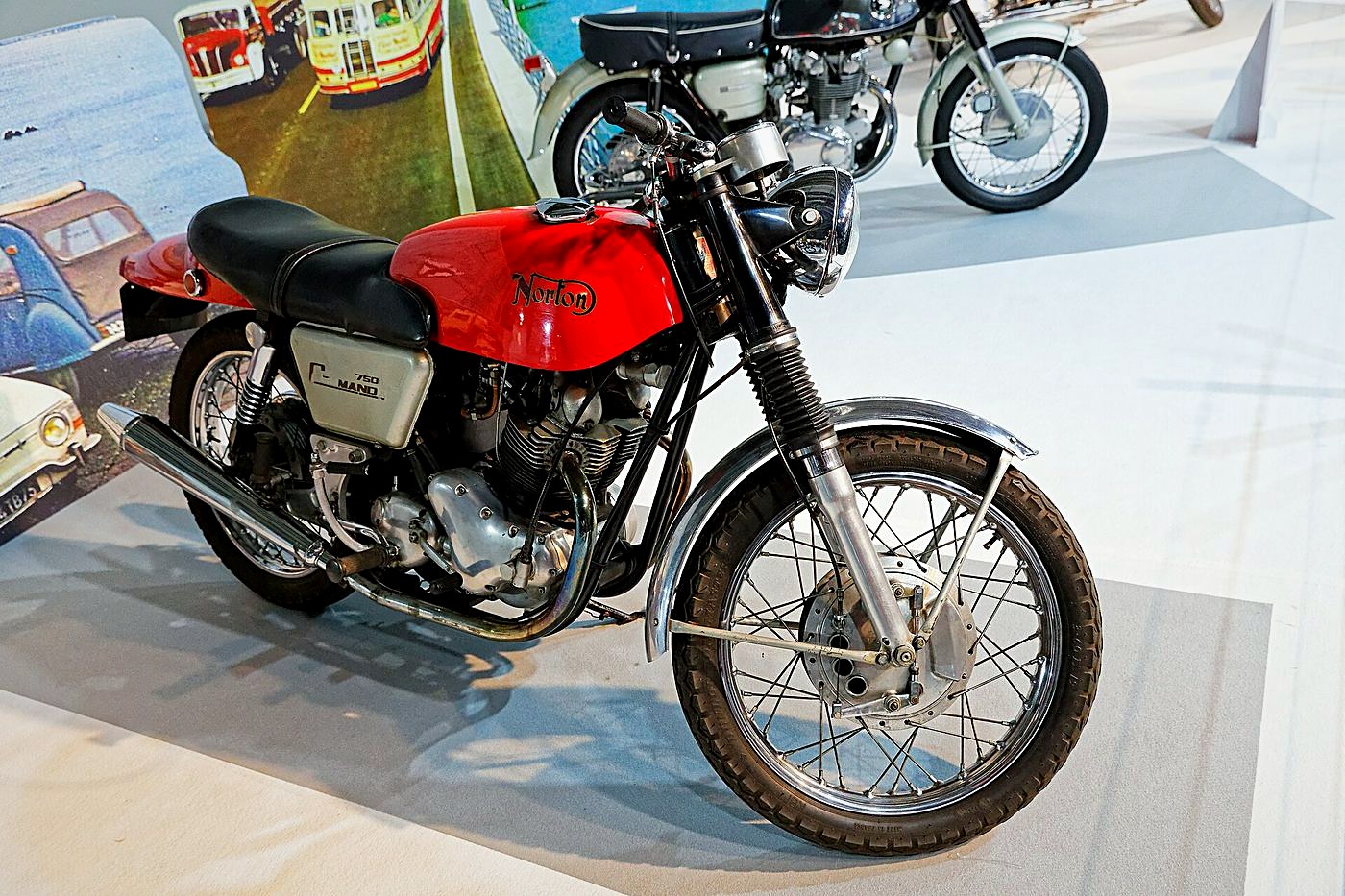Norton Commando 750 Fastback