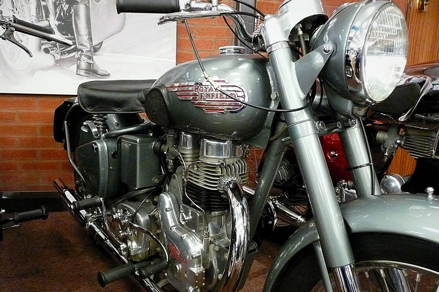 Royal Enfield Bullet 350