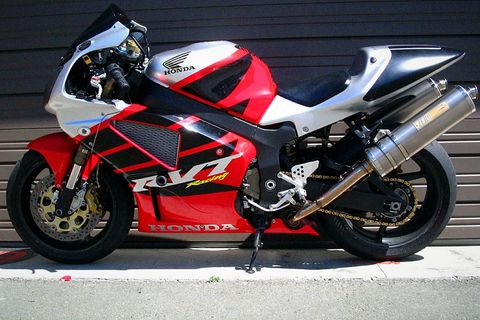 RVT1000R