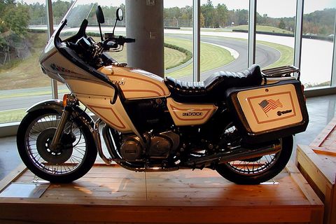 KZ1000